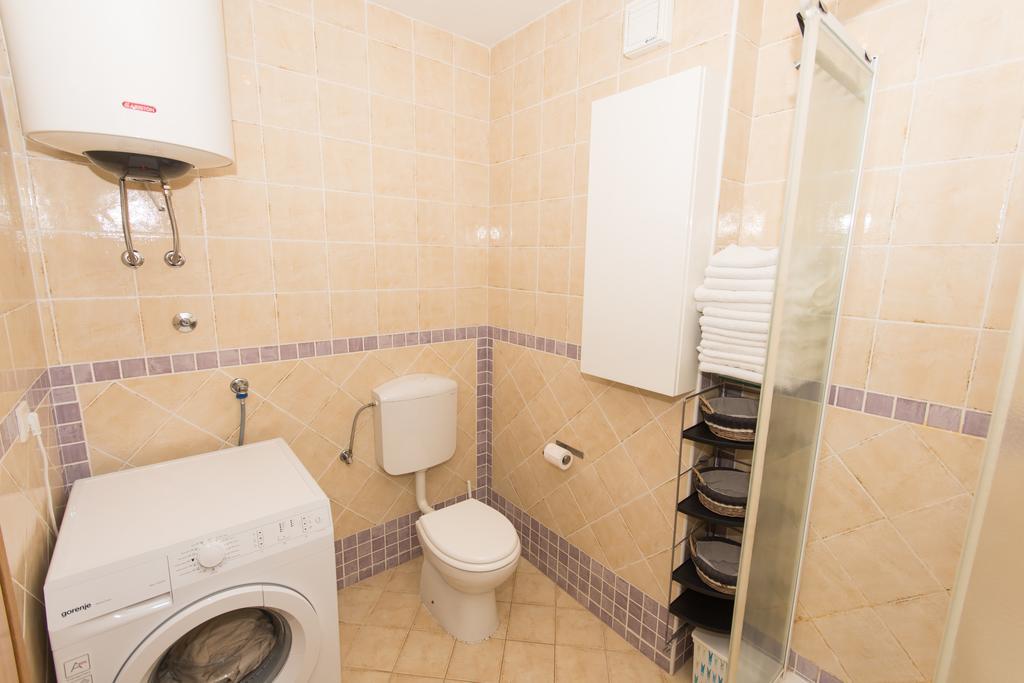 Apartment Labadusa Trogir Bagian luar foto